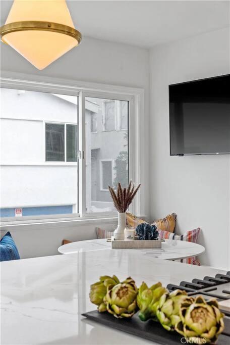 Amazing Location! Luxurious Beach Cottage.Ocean Views Манхатън Бийч Екстериор снимка